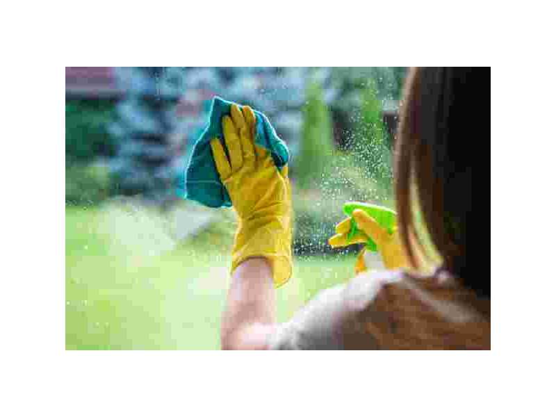 most-reliable-storefront-window-cleaning-services-small-0