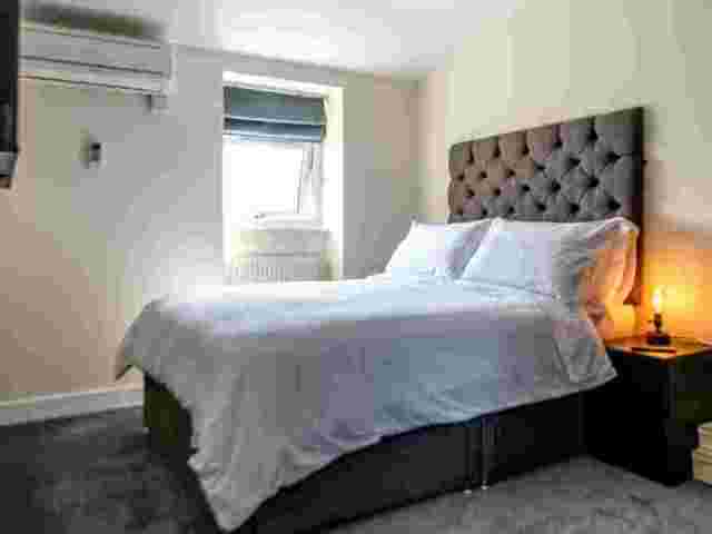 comfortable-stay-at-82a-dalston-lane-terrace-east-london