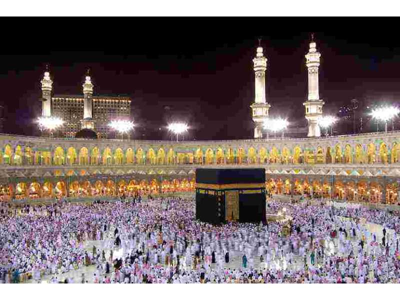 discover-dubai-halal-holidays-for-luxury-culture-small-0