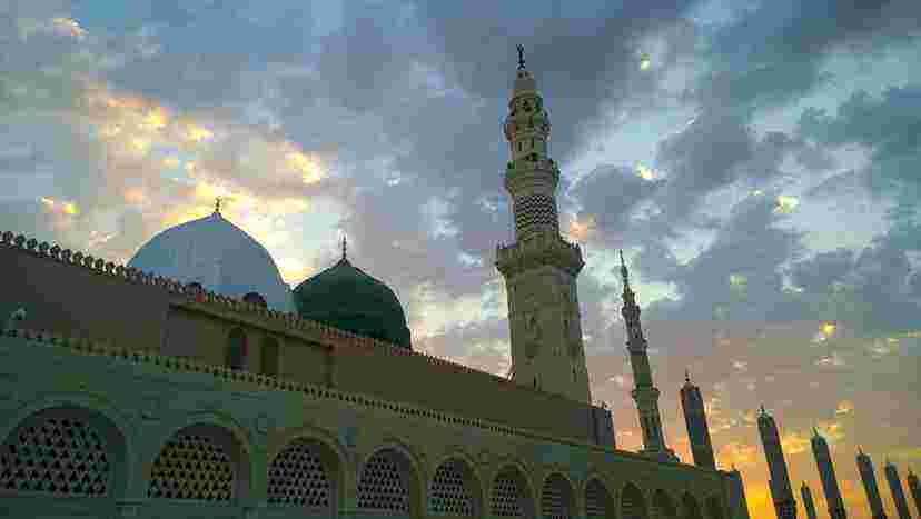 discover-september-umrah-package-for-a-peaceful-trips-big-1