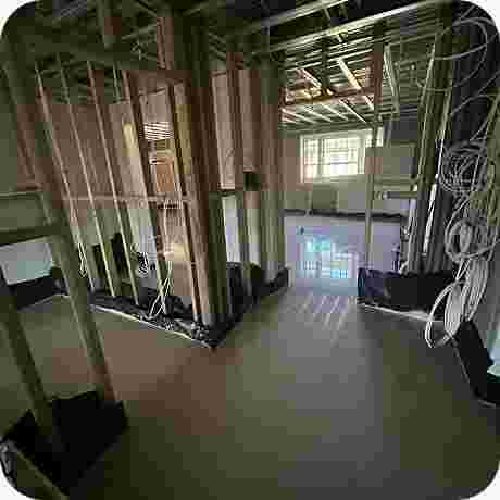 screeding-company-hook-screeder-near-hook-big-0