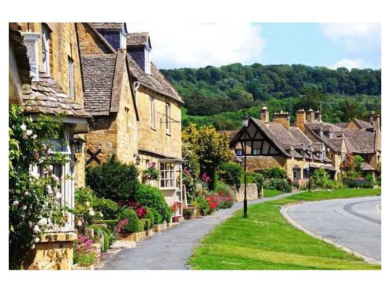 day-trips-to-cotswolds-small-0