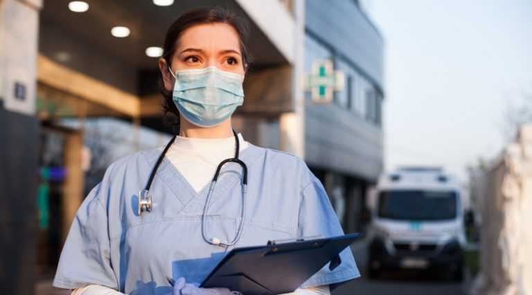 fast-track-your-uk-medical-career-with-expert-gmc-registration-support-big-0