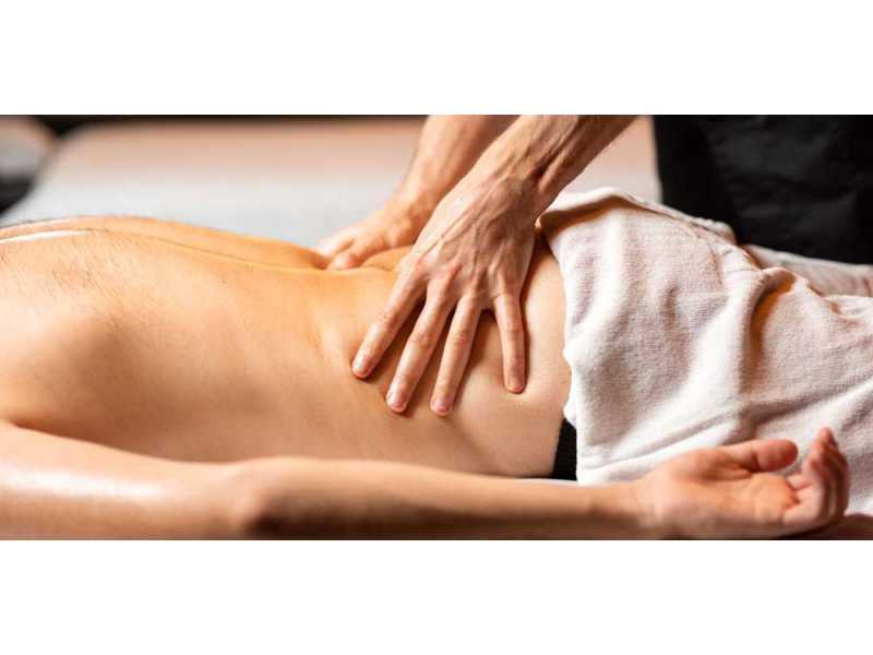 professional-massage-therapy-in-central-london-small-0