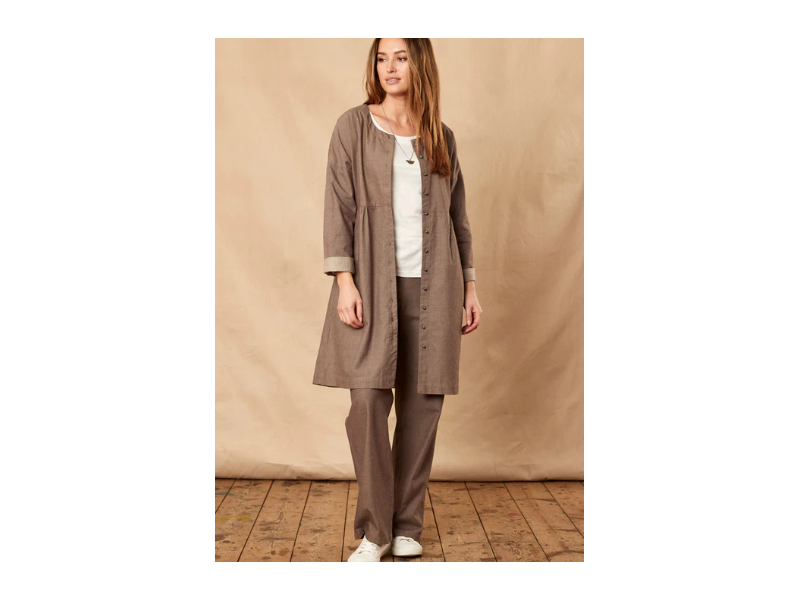 the-chambray-midi-dress-every-woman-needs-this-season-small-0