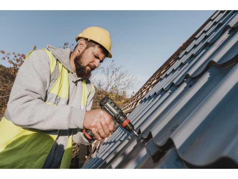 best-service-for-roof-repairs-in-merchant-city-small-0