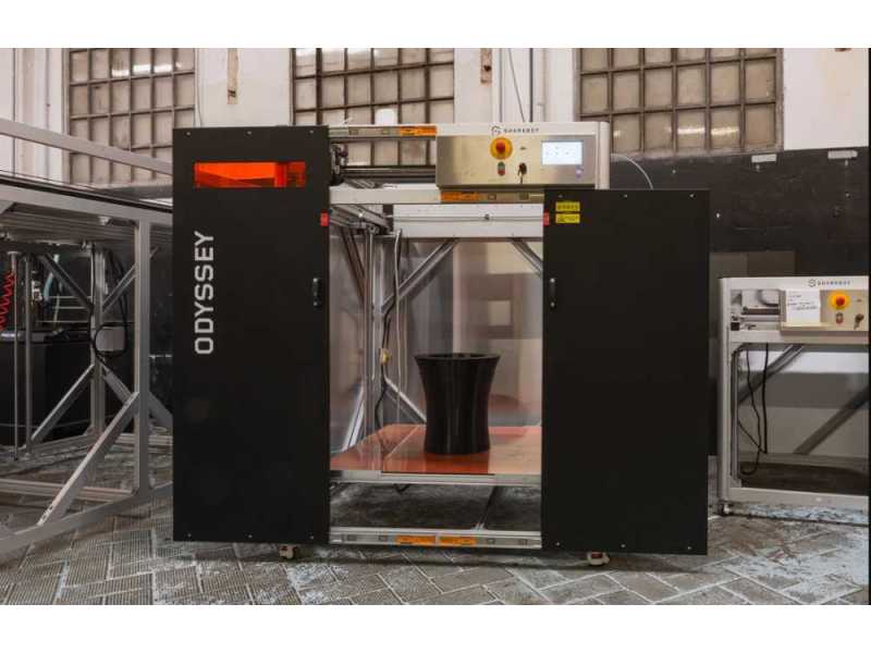 3d-printer-industrial-and-professional-3d-printing-solutions-small-0