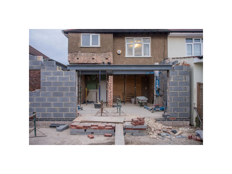 trusted-house-extensions-london-with-bespoke-designs-small-0