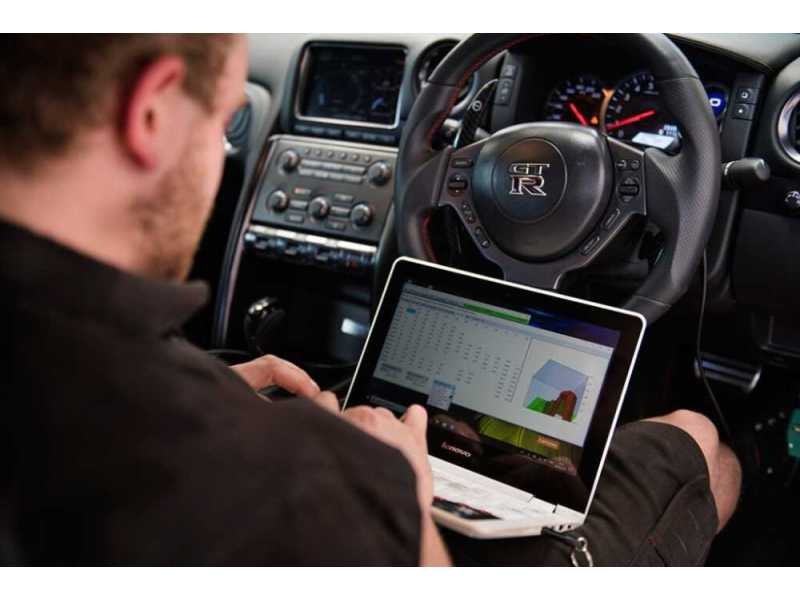 where-can-i-get-professional-mercedes-key-programming-in-london-small-0