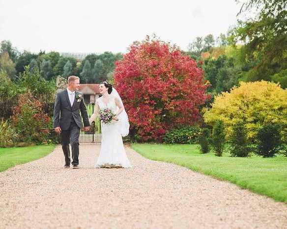 how-do-i-choose-the-best-wedding-photographer-in-ipswich