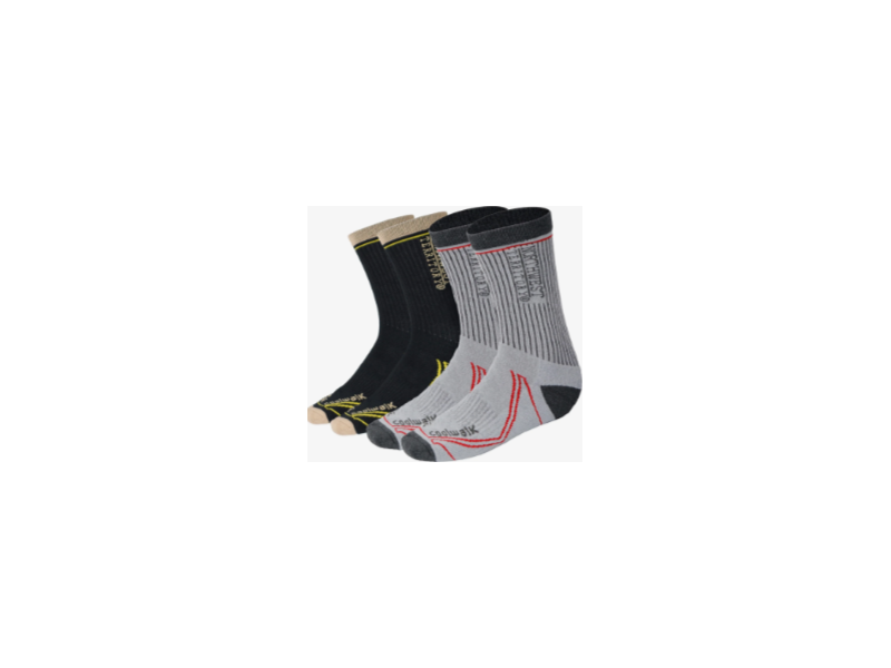 stay-comfortable-outdoors-with-mens-trekking-socks-this-summer-small-0