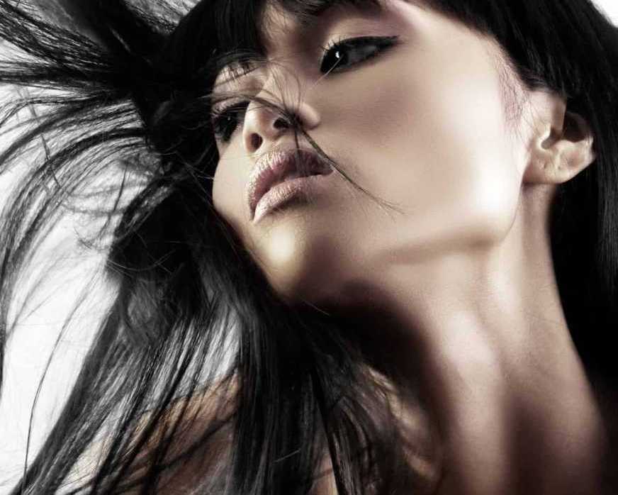 jawline-filler-cheek-filler-enhance-facial-definition-and-contours