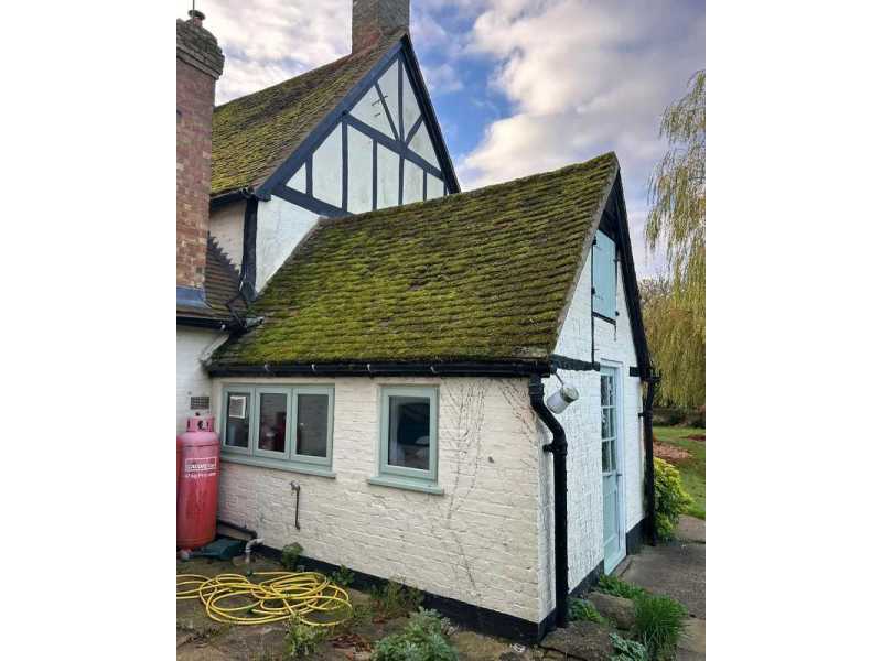 moss-removal-in-chalfont-st-peter-small-0