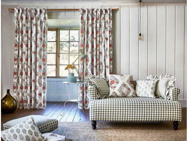 premium-made-to-measure-curtains-leeds-expert-bespoke-service-small-0
