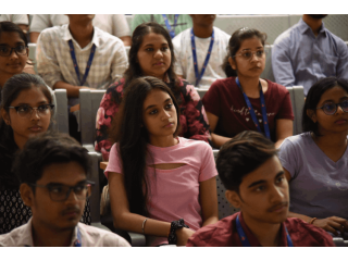 advance-your-ai-expertise-mtech-artificial-intelligence-at-bennett-university-small-0