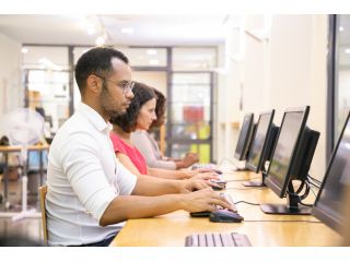 step-into-tech-with-internship-training-in-it-small-0