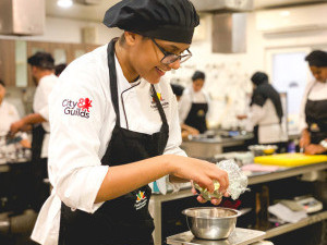 food-consulate-cake-baking-classes-in-chennai-big-1