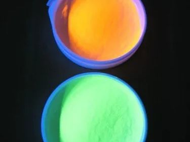 premium-glow-in-dark-powder-colour-pigments-fluorence
