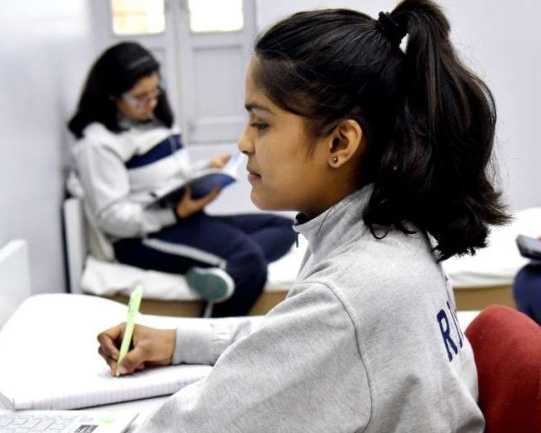 top-girls-boarding-school-in-delhi-ncr-admissions-open