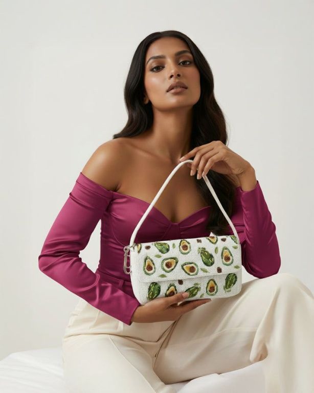 buy-premium-artisan-bags-for-women-online-in-india-big-0
