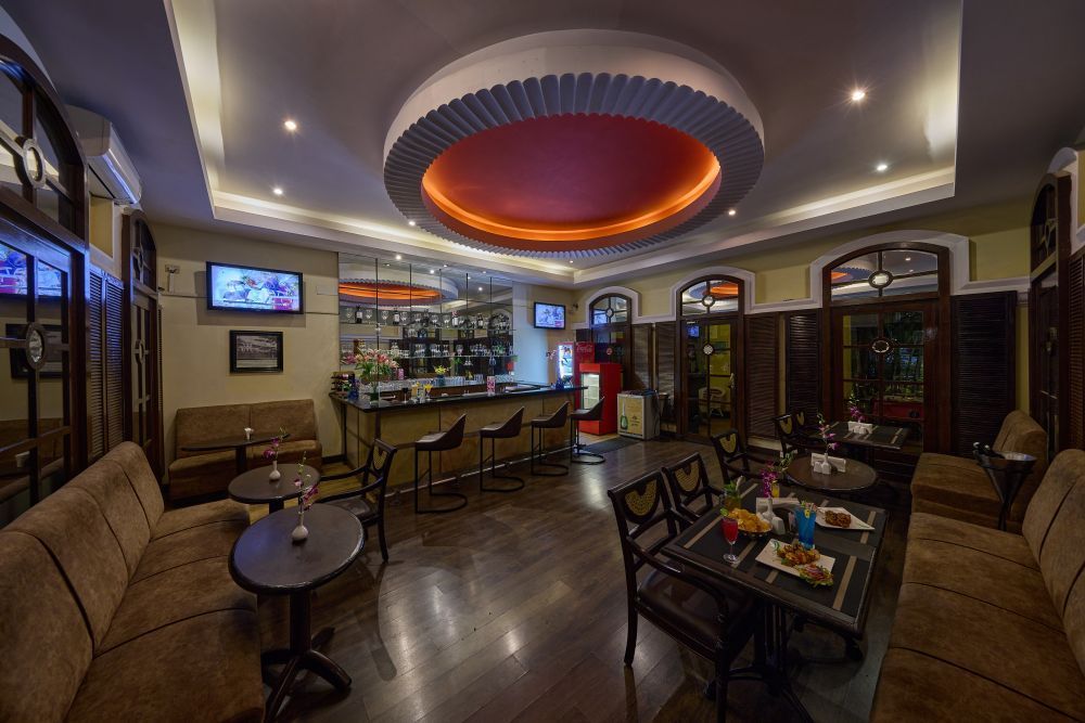 best-hotel-with-romantic-candlelight-dinner-in-mysore-big-1