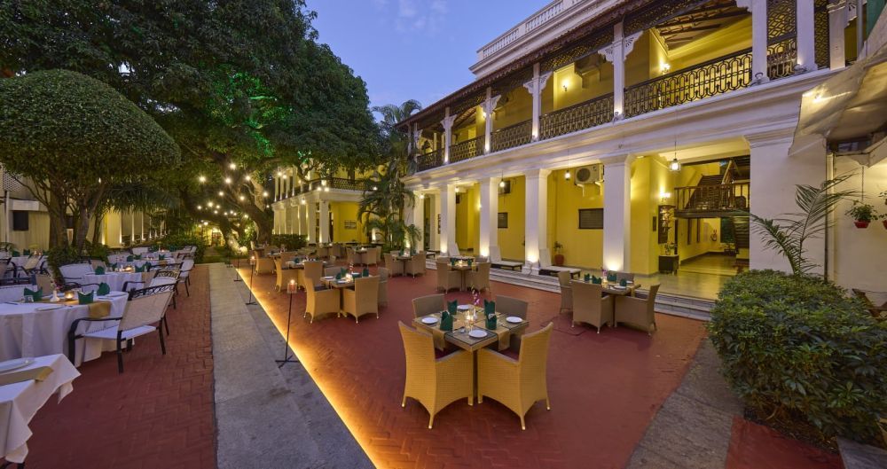 best-hotel-with-romantic-candlelight-dinner-in-mysore-big-0