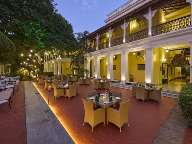 best-hotel-with-romantic-candlelight-dinner-in-mysore