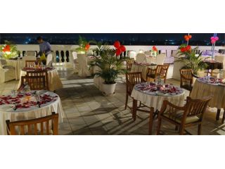 rooftop-dining-restaurant-in-mysore-regenta-central-herald-small-2