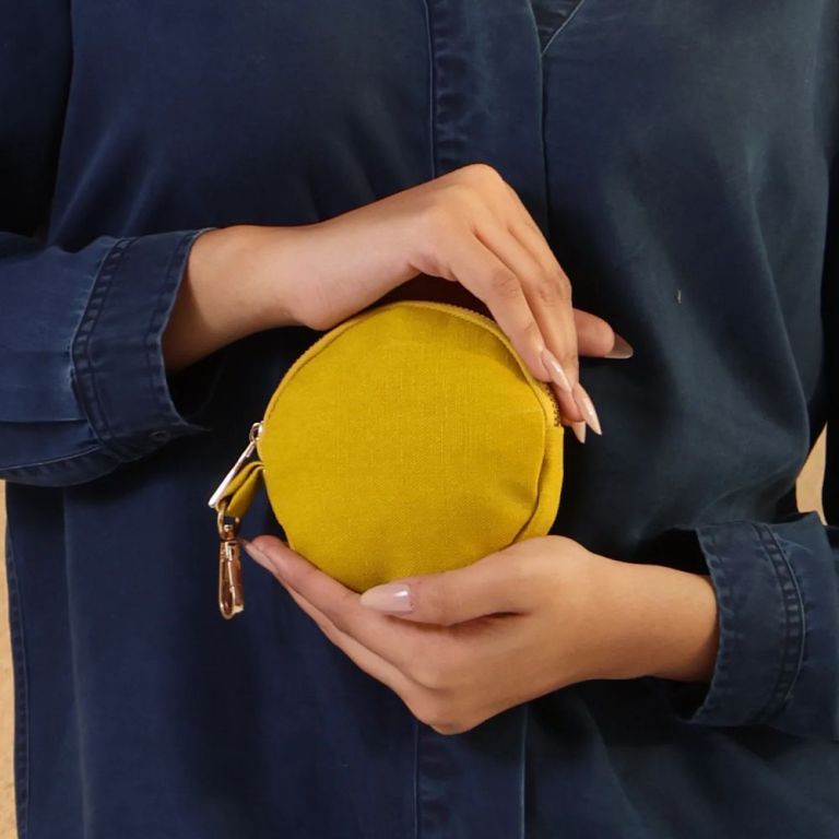 buy-money-pouch-online-big-0
