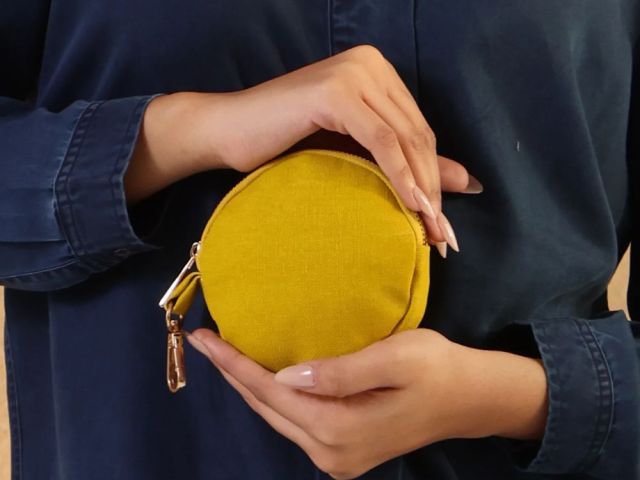 buy-money-pouch-online