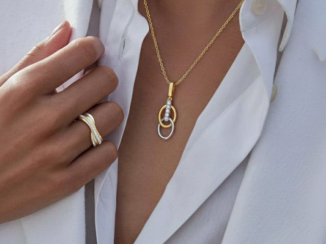 buy-diamond-jewellery-under-5000-for-gifting-online
