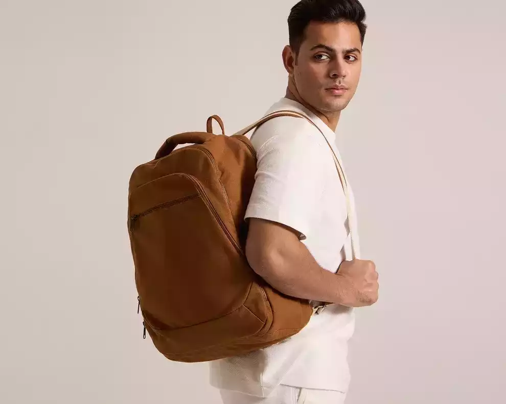 a-travel-backpack-online