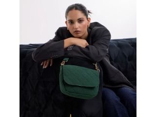 buy-top-branded-handbags-for-ladies-online-small-0