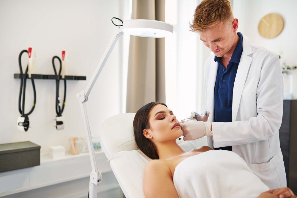 best-dermatologist-in-noida-at-arcane-clinic-big-0