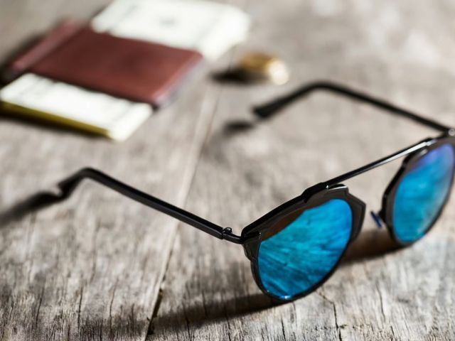 sunglass-lenses-for-protection-and-style-nikon-lenswear-india