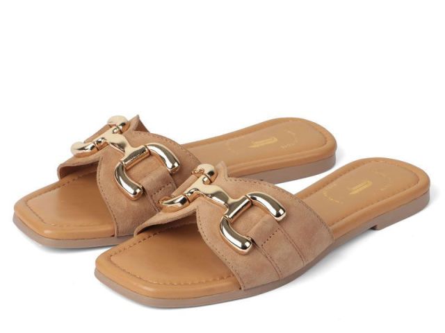 buy-comfortable-flat-footwear-for-women-online-in-india