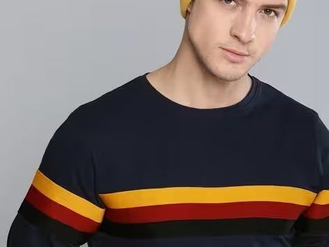 crew-neck-t-shirt-with-contrast-stripes