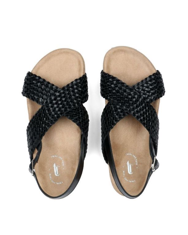 best-footwear-for-men-trending-styles-in-india-big-0