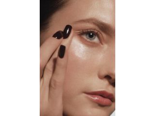 natural-under-eye-cream-for-brightening-and-anti-aging-small-0