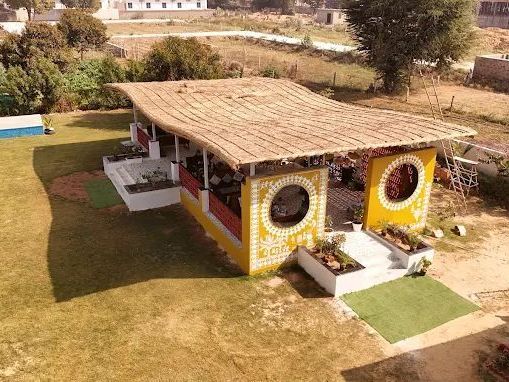best-coffee-shop-in-pushkar-fresh-brews-at-eartham-cafe