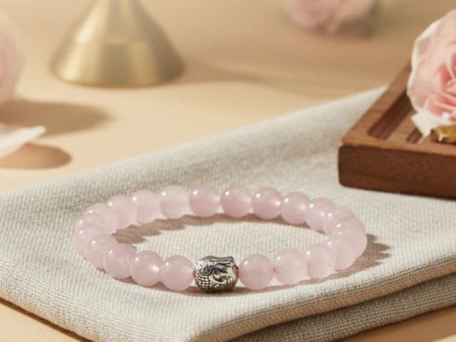 rose-quartz-bracelet-love-healing-jewelry
