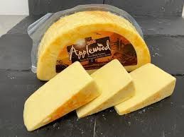 debon-finest-exotic-cheese-store-in-sector-28-noida-big-0