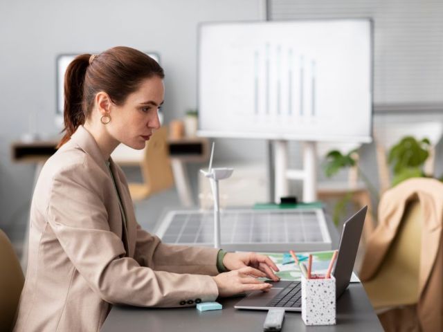 best-payroll-software-in-delhi