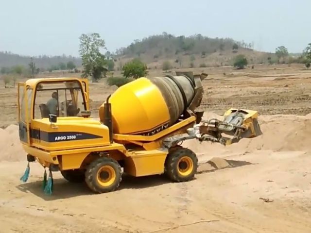 jcb-on-rent-in-delhi-reliable-excavator-rental-services