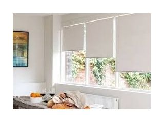 upgrade-your-interiors-with-stylish-venetian-blinds-small-0
