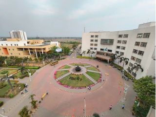 b-pharma-course-iq-city-institute-of-pharmaceutical-sciences-small-0
