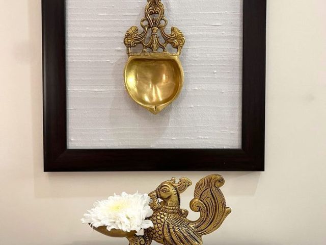 buy-elegant-brass-wall-decoration-online-from-yathashilpam