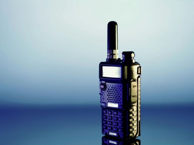 walkie-talkie-devices-trusted-by-professionals