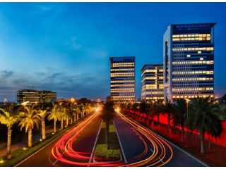 top-hvac-contractor-in-delhincr-adhunik-powertech-small-2