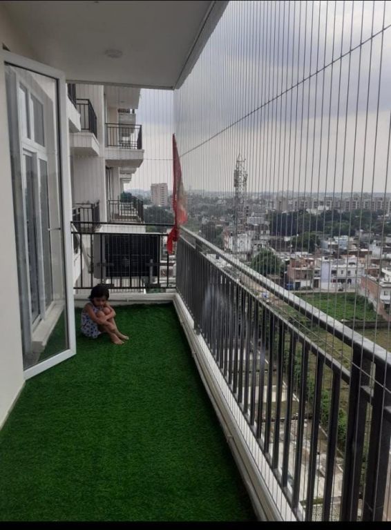 get-invisible-grill-for-windows-in-ghaziabad-from-safaiwale-big-0